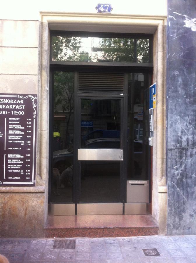 Pensión Sant Antoni Barcelona Exterior foto